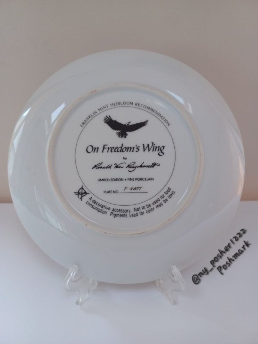 *𝓥𝓣𝓖𝖥𝖱𝖠𝖭𝖪𝖫𝖨𝖭 𝖬𝖨𝖭𝖳 𝓞𝓷 𝓕𝓻𝓮𝓮𝓭𝓸𝓶'𝓼 𝓦𝓲𝓷𝙜 Collector Plate - Picture 3 of 5